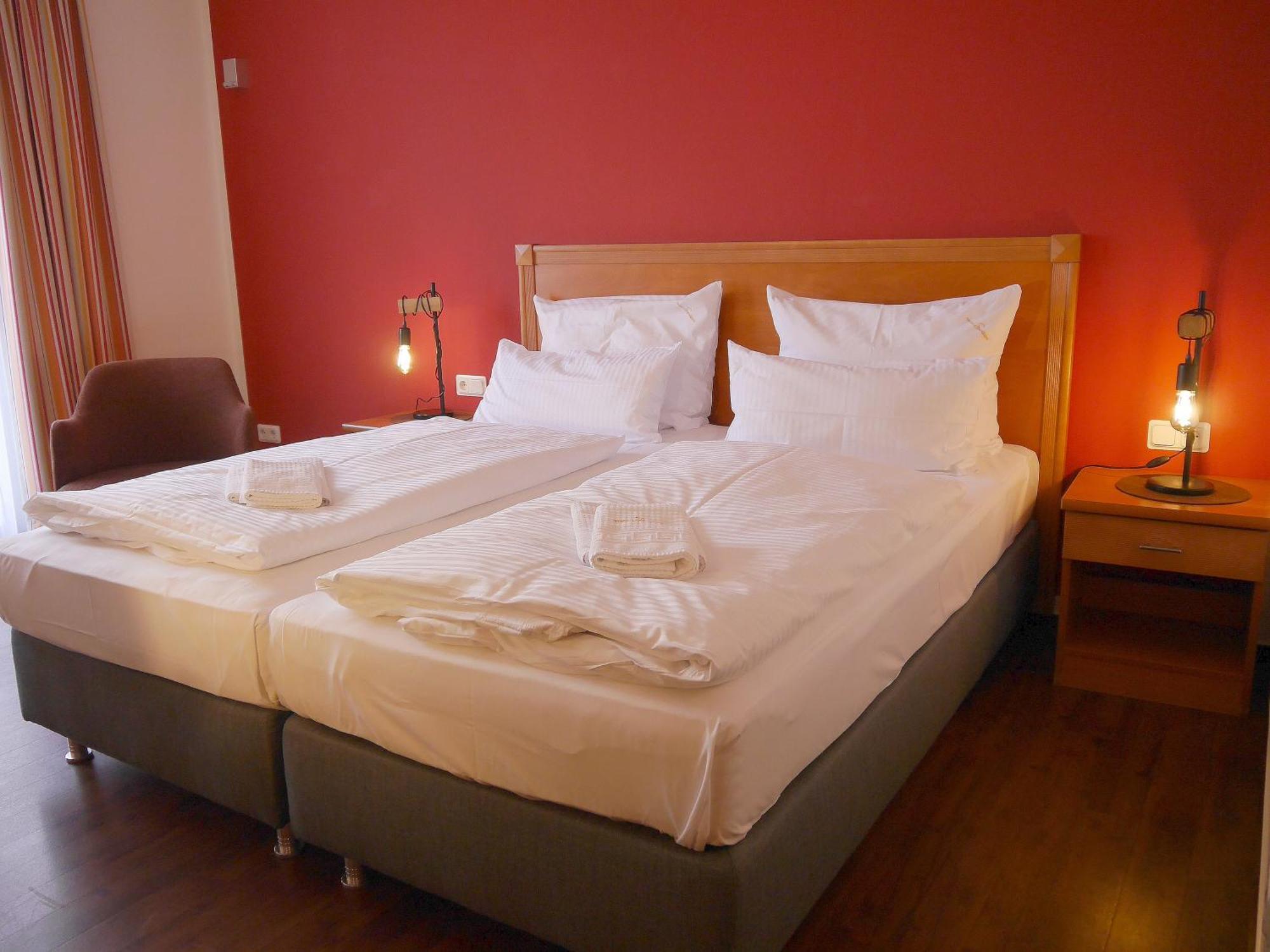 Pension Sanddorn Mit Cafe Carlssons Остзебад Бинц Екстериор снимка