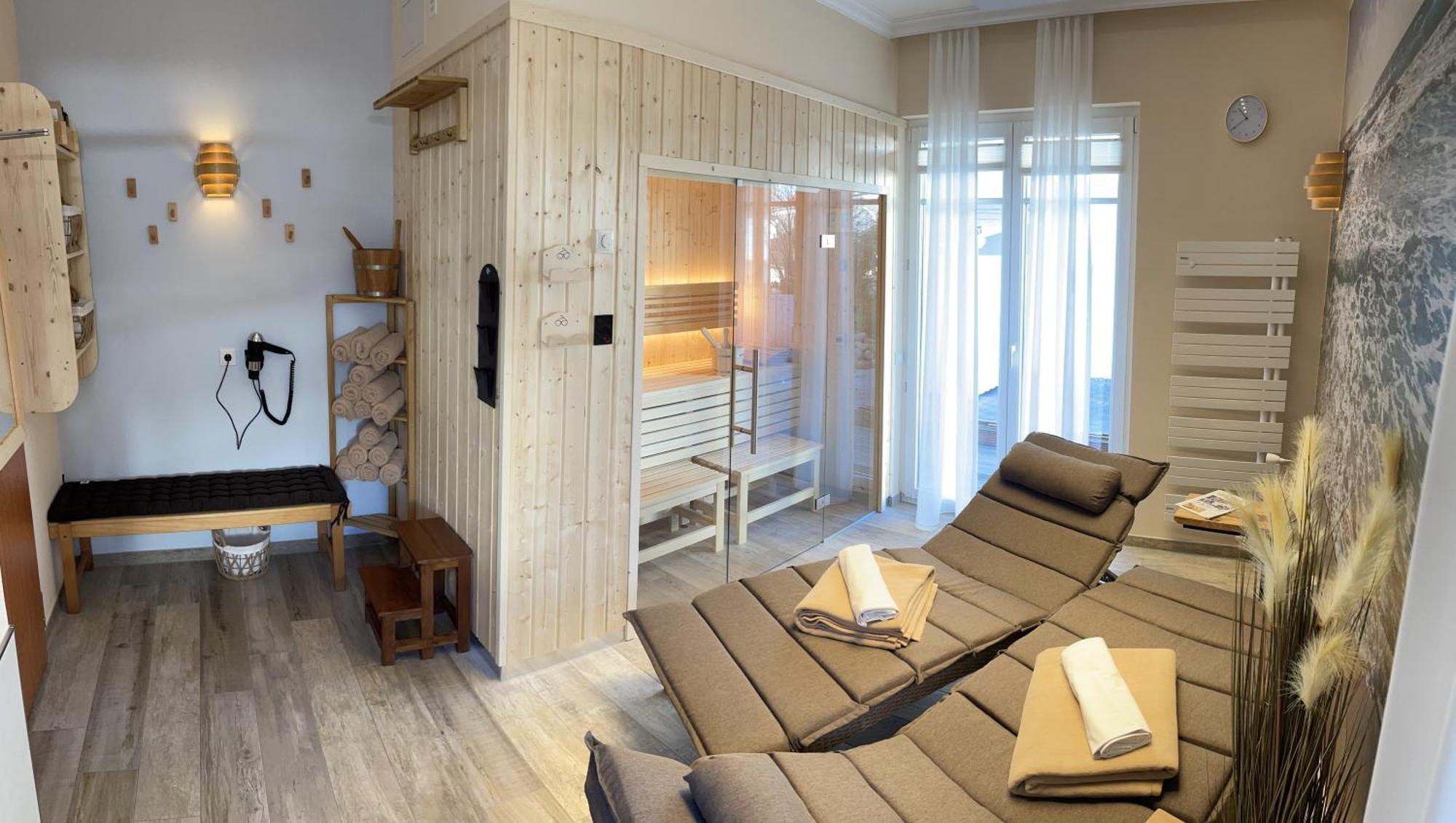 Pension Sanddorn Mit Cafe Carlssons Остзебад Бинц Екстериор снимка