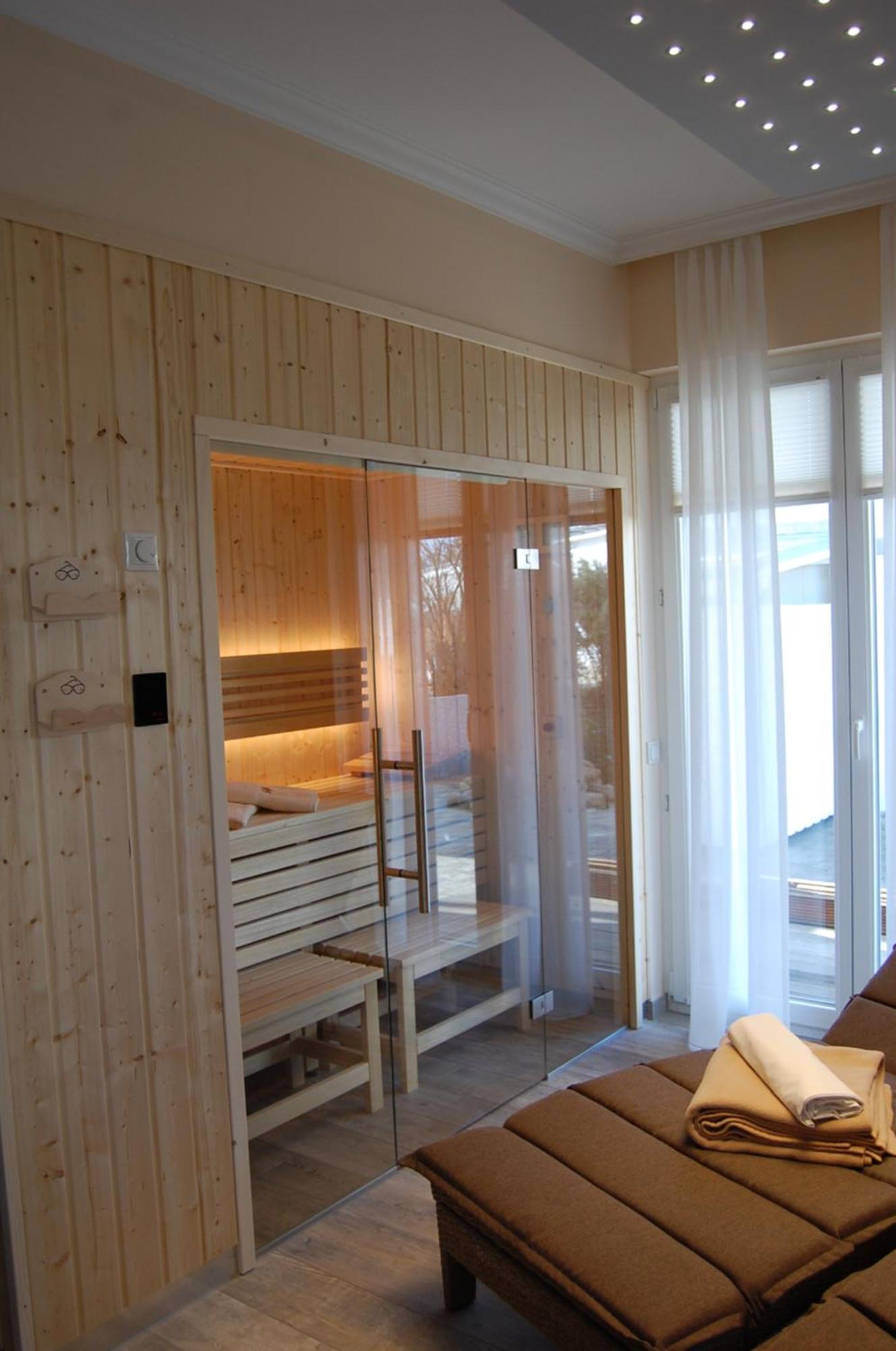 Pension Sanddorn Mit Cafe Carlssons Остзебад Бинц Екстериор снимка