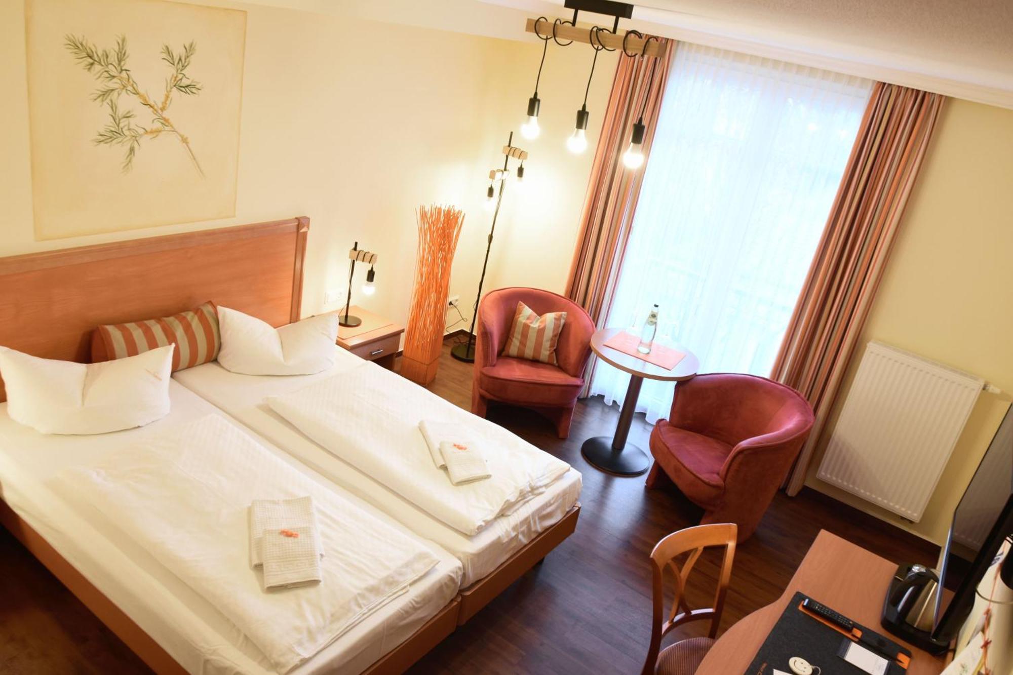 Pension Sanddorn Mit Cafe Carlssons Остзебад Бинц Екстериор снимка